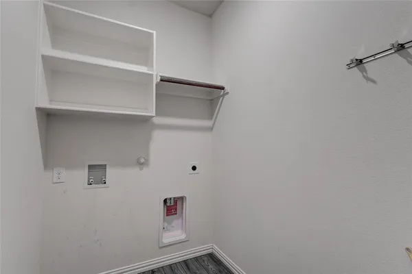 $2,500 | 3209 Elk Camp Road, Aubrey, TX 76227