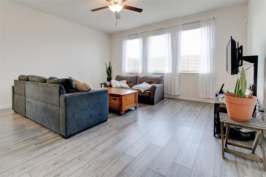 3209 Elk Camp Road Aubrey, TX 76227 - Photo 5 of 28