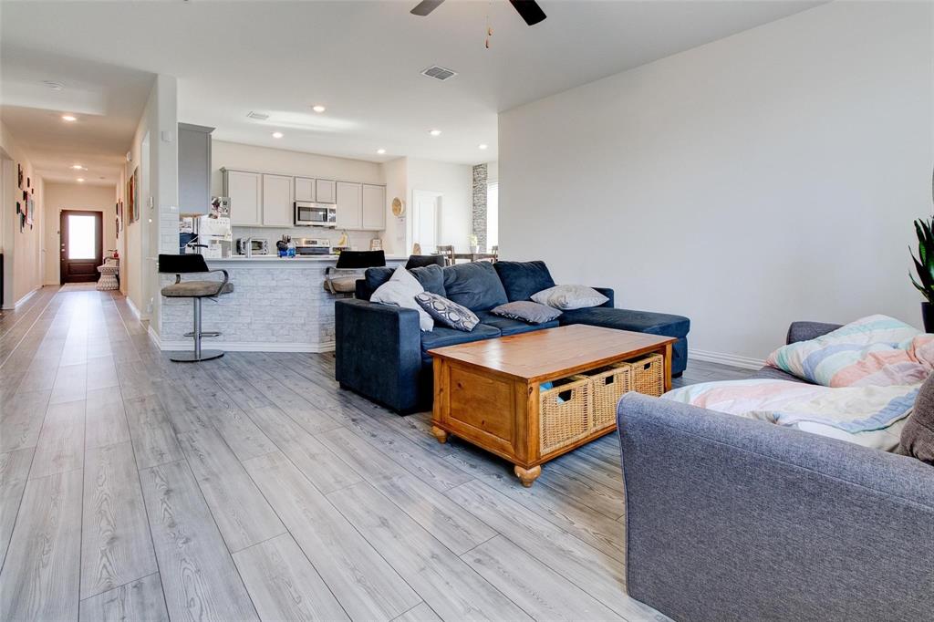 3209 Elk Camp Road Aubrey, TX 76227 - Photo 6 of 28