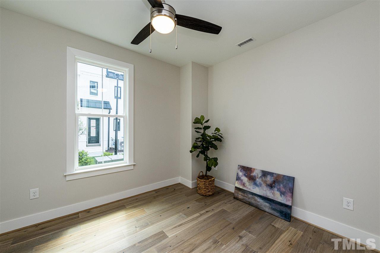 401 Bryan Pointe Drive, Unit 104 Raleigh, NC 27608 - Photo 5 of 26