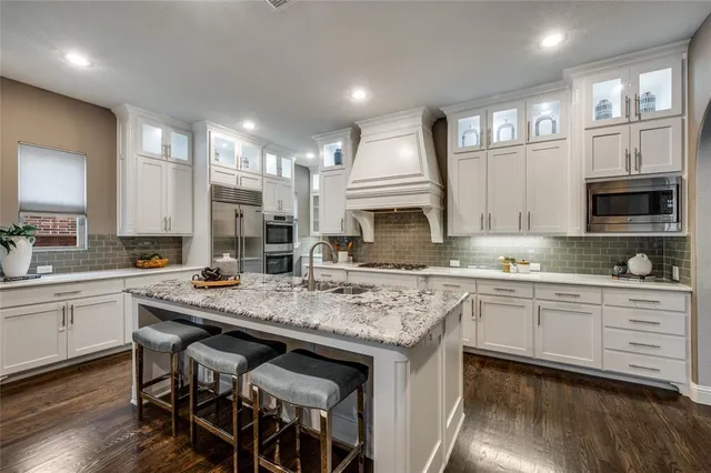 $1,060,000 | 3713 Adelaide, The Colony, TX 75056