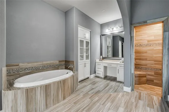 $1,060,000 | 3713 Adelaide, The Colony, TX 75056