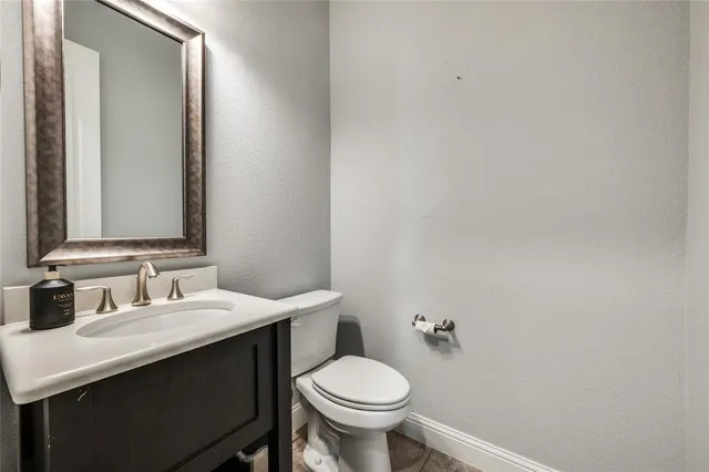 $1,060,000 | 3713 Adelaide, The Colony, TX 75056