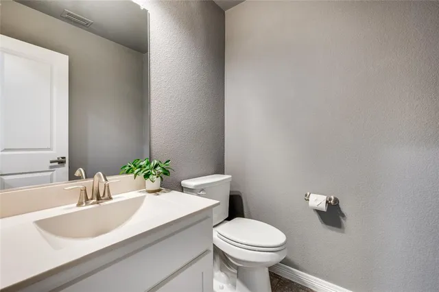 $1,060,000 | 3713 Adelaide, The Colony, TX 75056