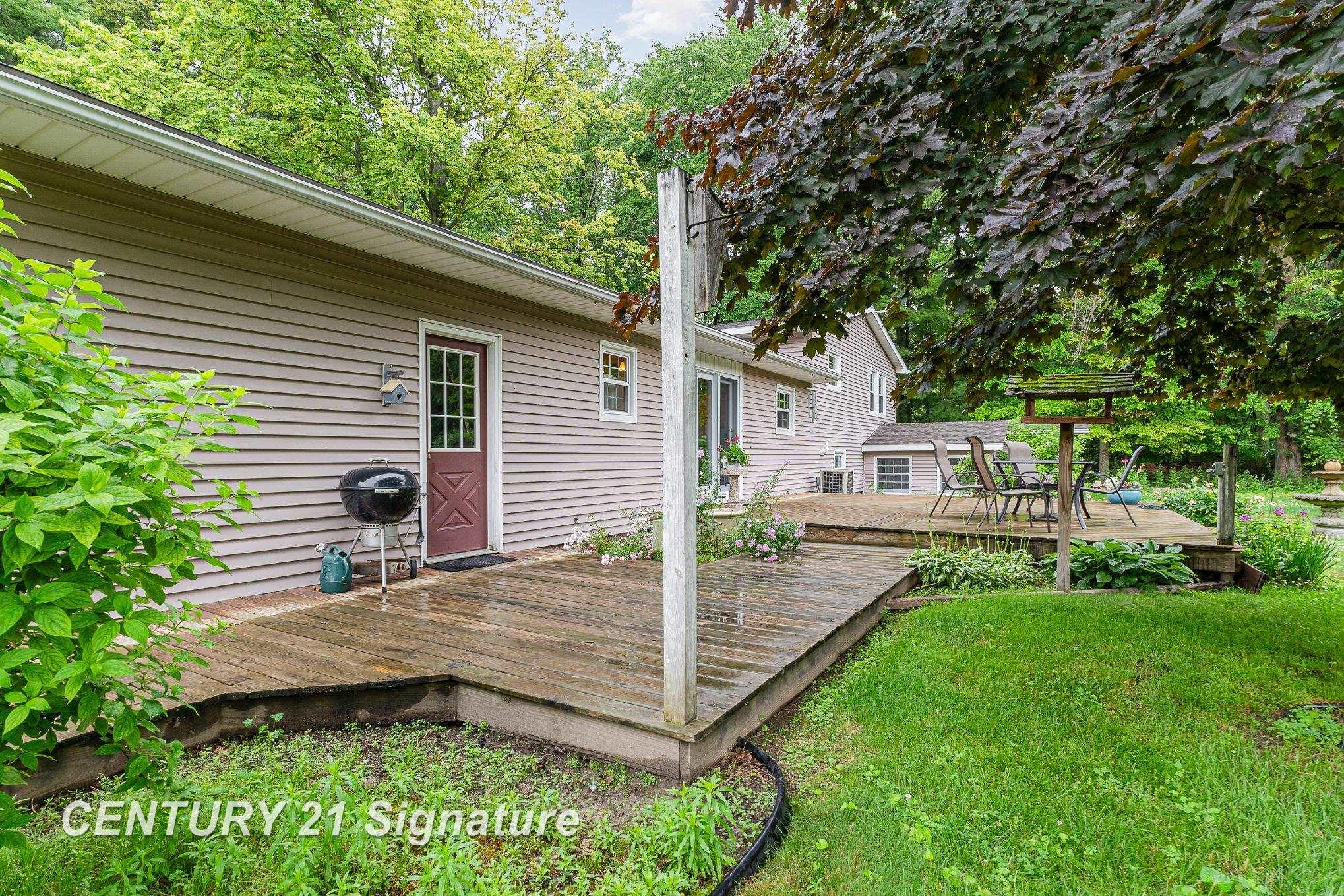 15521 Ithaca Road St. Charles, MI 48655 - Photo 23 of 33 enter from the eating area