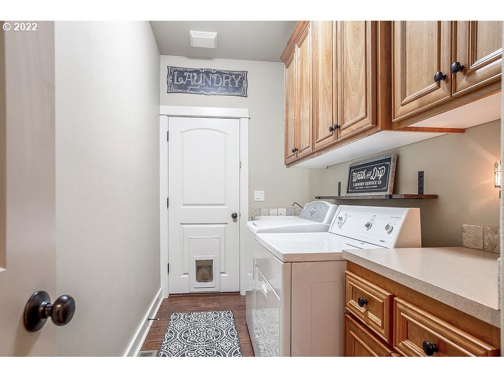 6190 Graystone Loop Springfield, OR 97478 - Photo 20 of 25