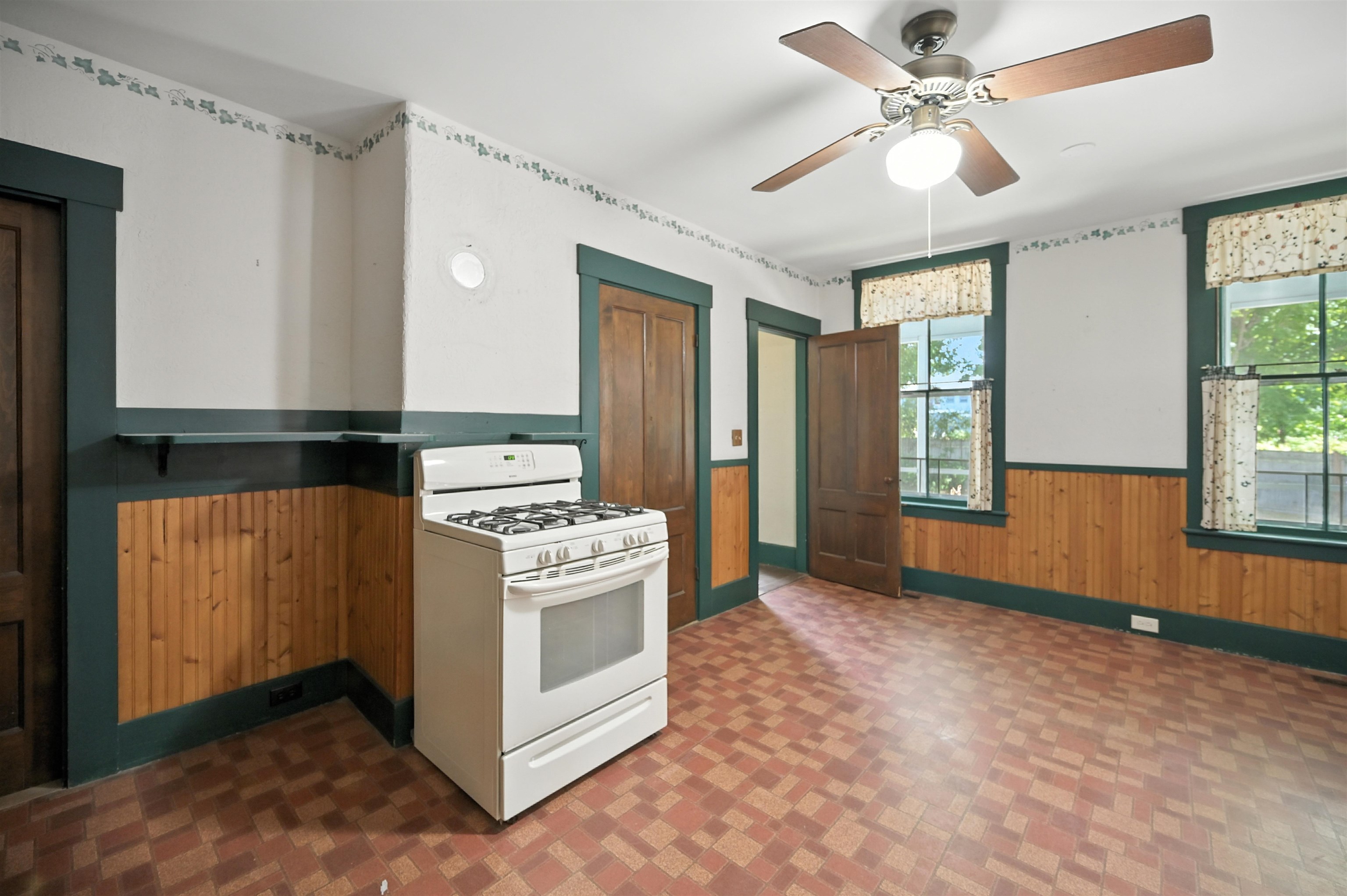 36 Chester Street Chester, NH 03036 - Photo 13 of 43 Gallery Image 13