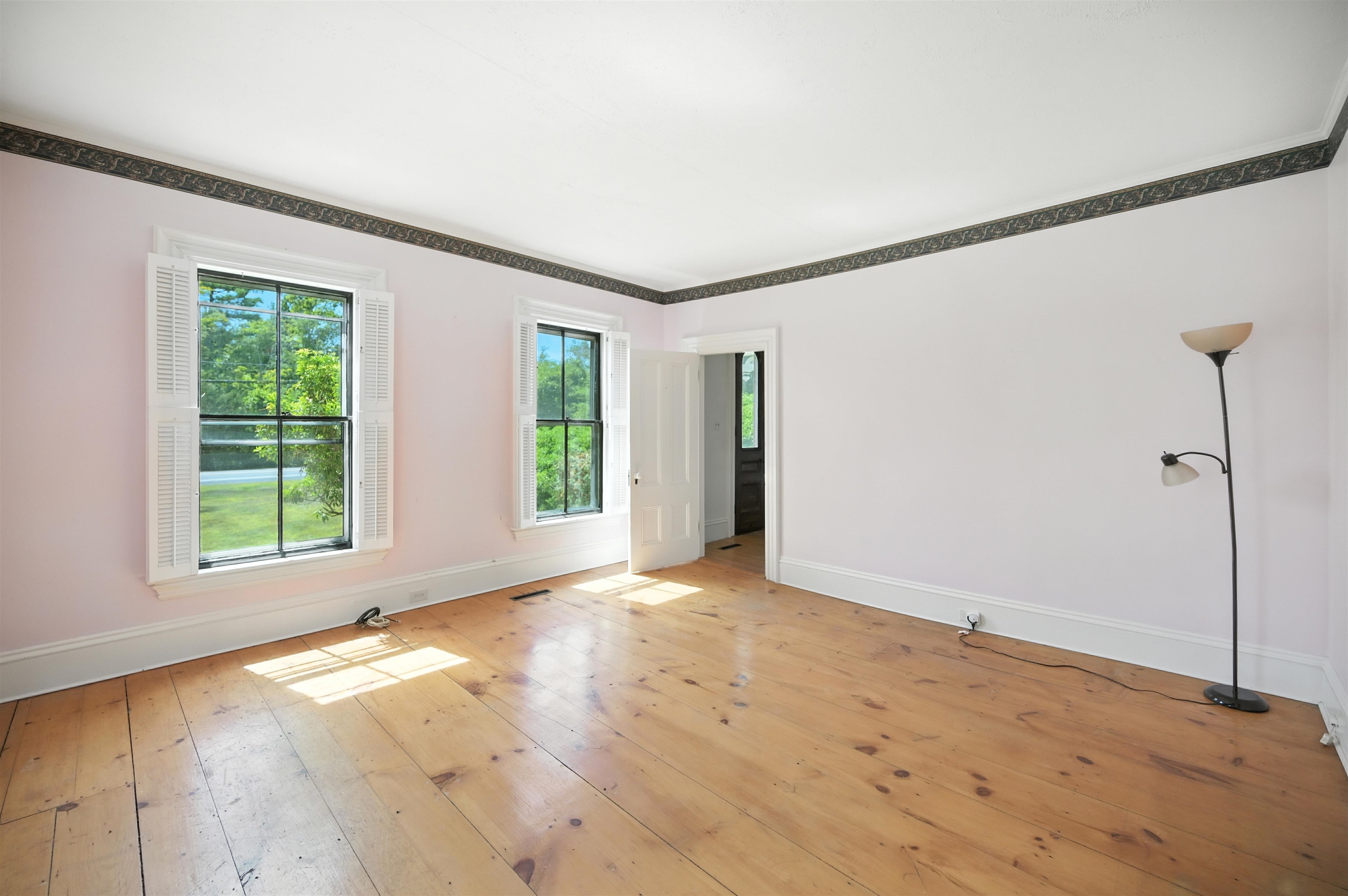 36 Chester Street Chester, NH 03036 - Photo 22 of 43 Gallery Image 22
