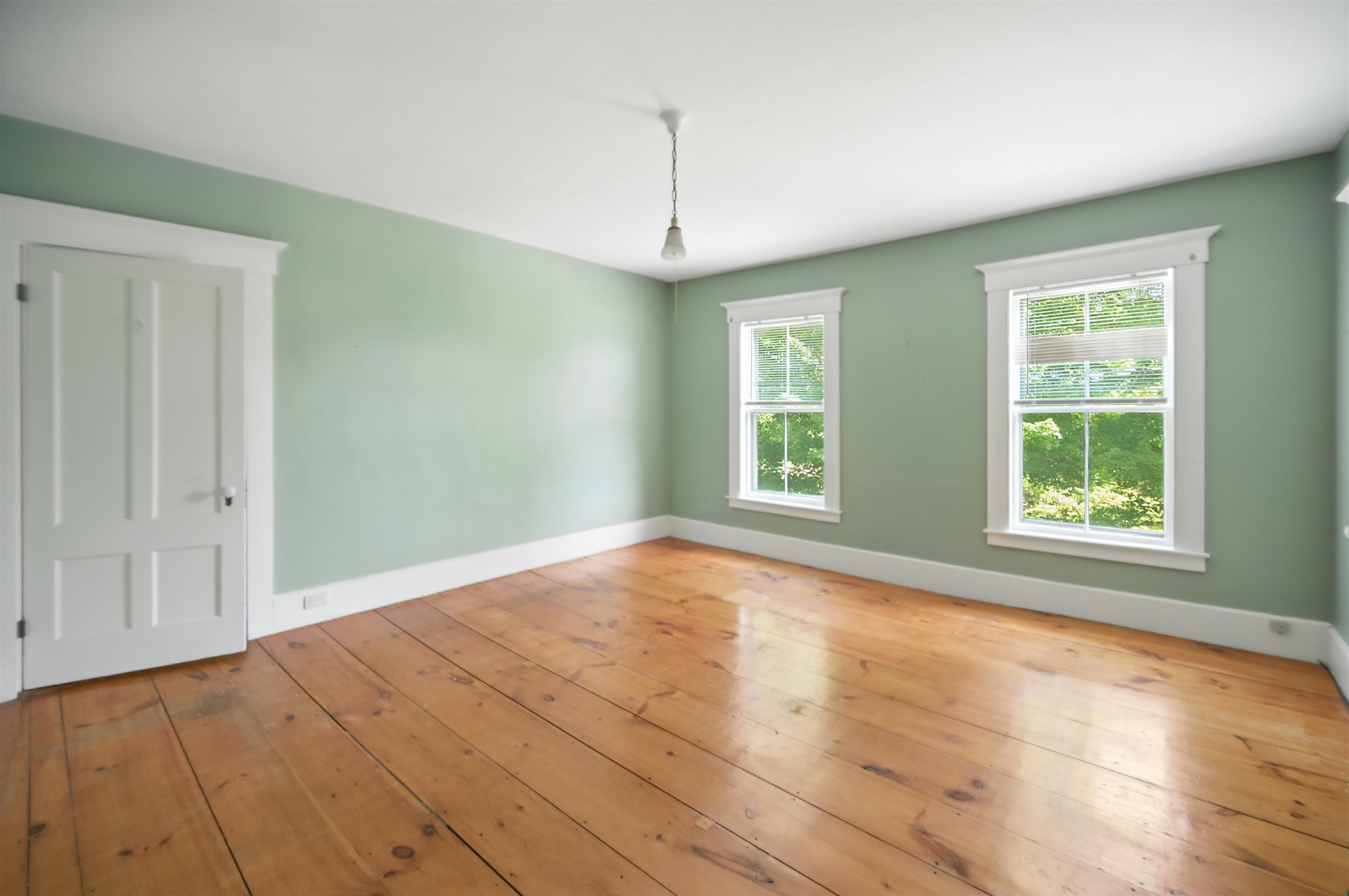 36 Chester Street Chester, NH 03036 - Photo 28 of 43 Gallery Image 28