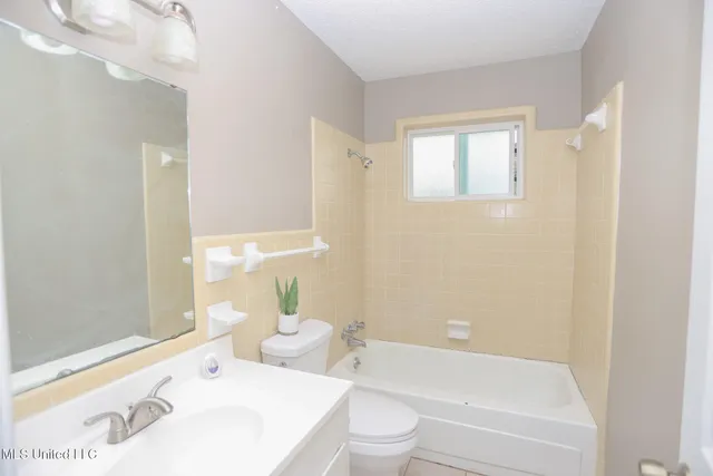 $220,000 | 103 Hannah Drive, Clinton, MS 39056