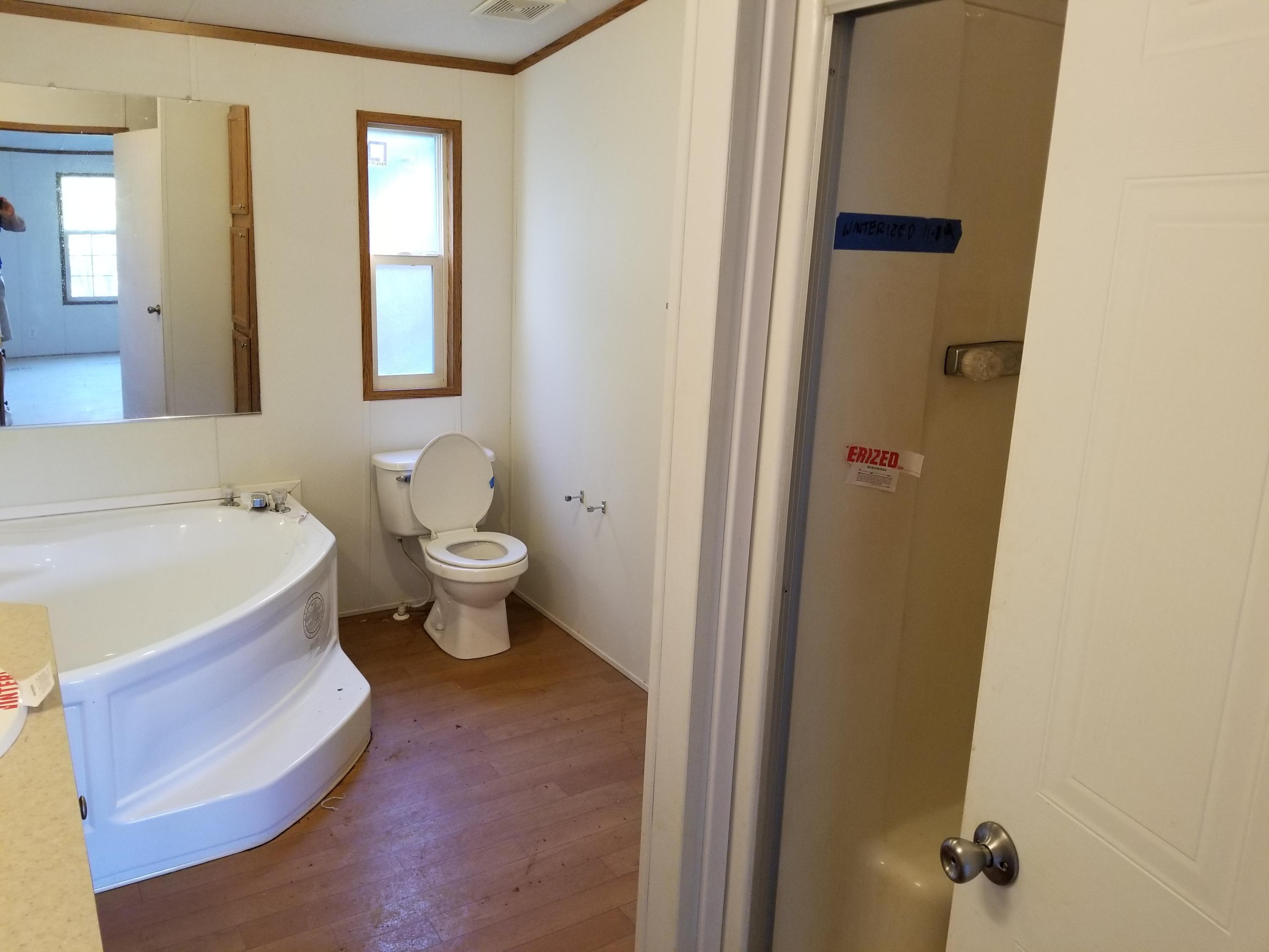5352 Stewartsville Road Moneta, VA 24121 - Photo 14 of 21 Master bath