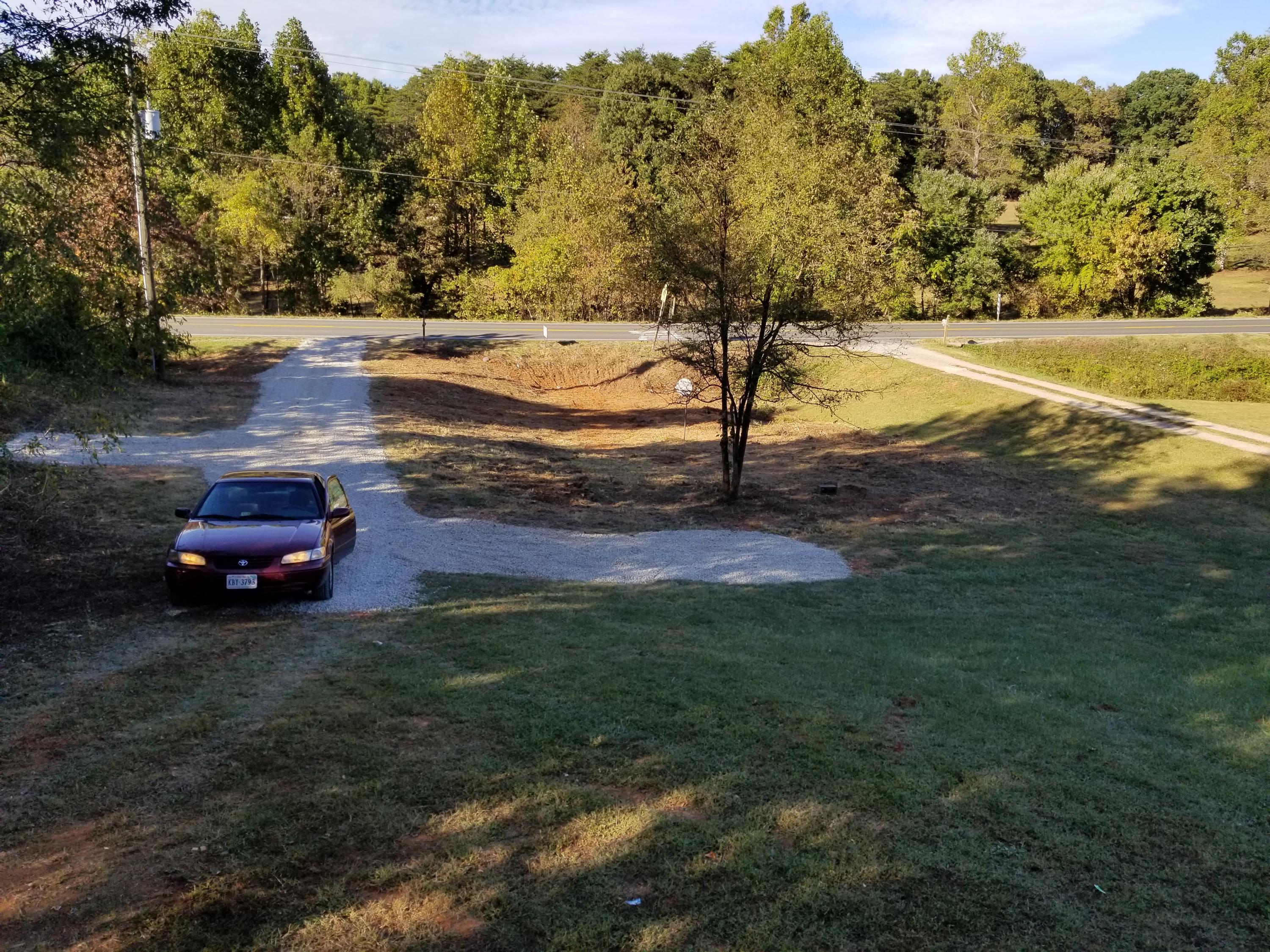 5352 Stewartsville Road Moneta, VA 24121 - Photo 4 of 21 New gravel drive way