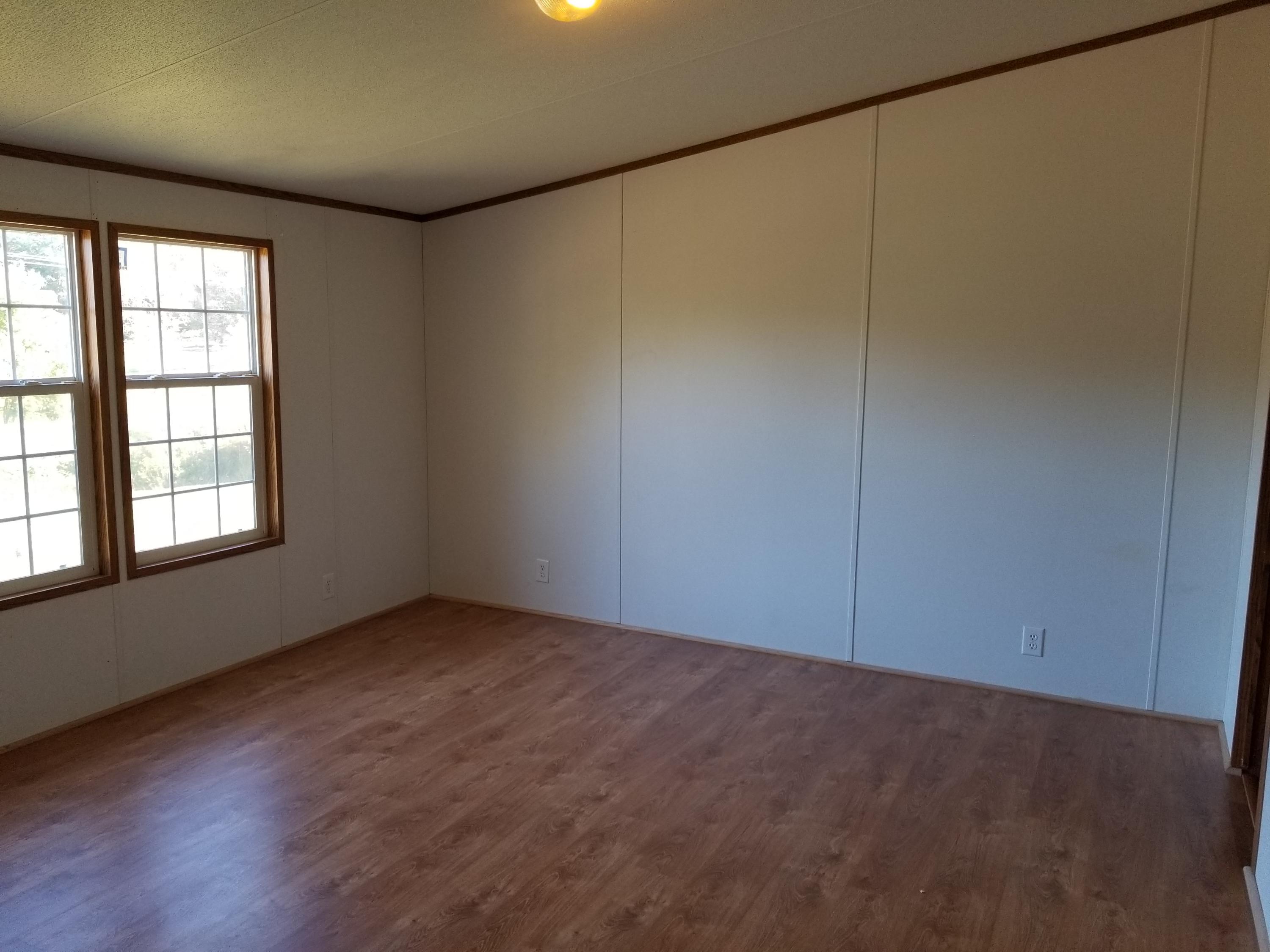 5352 Stewartsville Road Moneta, VA 24121 - Photo 9 of 21 Master bedroom