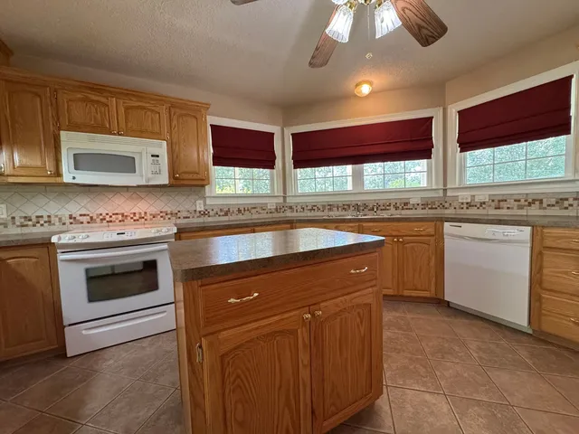 $379,000 | 2163 County Road 3550, Woodville, TX 75979