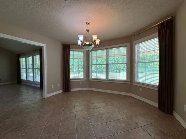 $379,000 | 2163 County Road 3550, Woodville, TX 75979