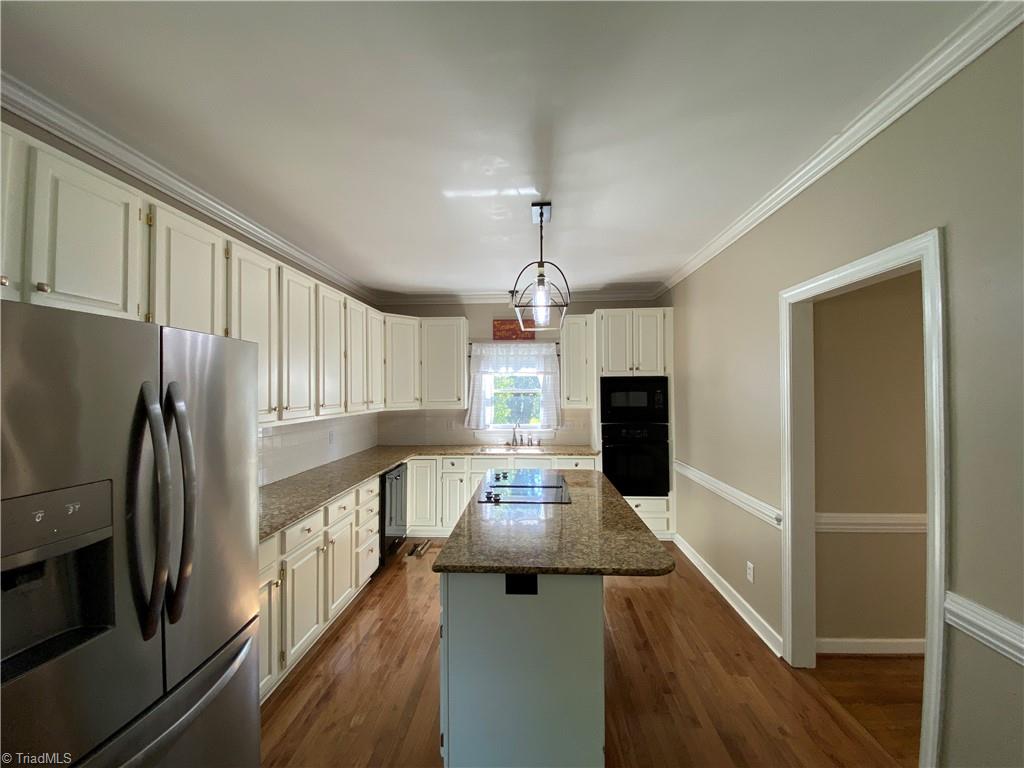 1800 Curraghmore Road Clemmons, NC 27012 - Photo 7 of 44