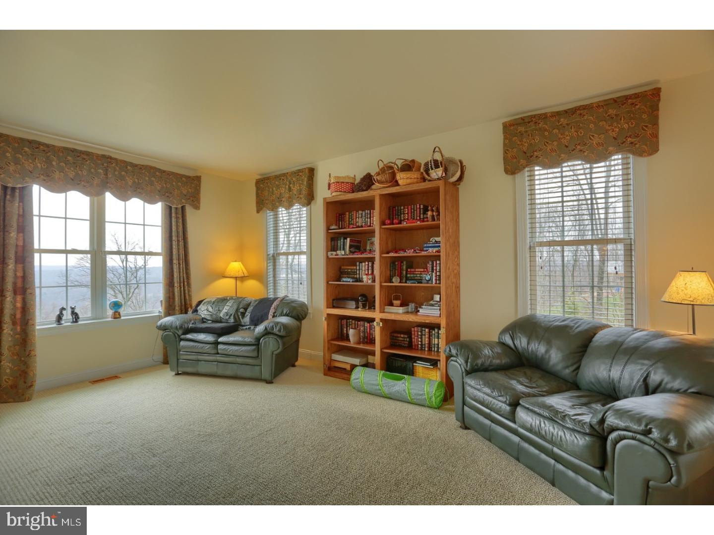 156 Overlook Road Morgantown, PA 19543 - Photo 14 of 24 Atrium