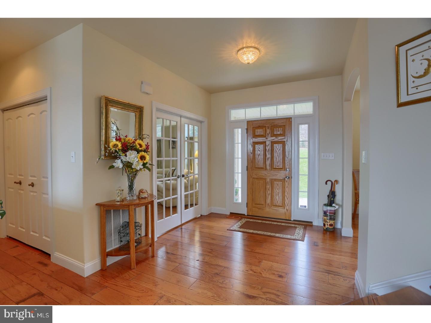 156 Overlook Road Morgantown, PA 19543 - Photo 3 of 24 Foyer