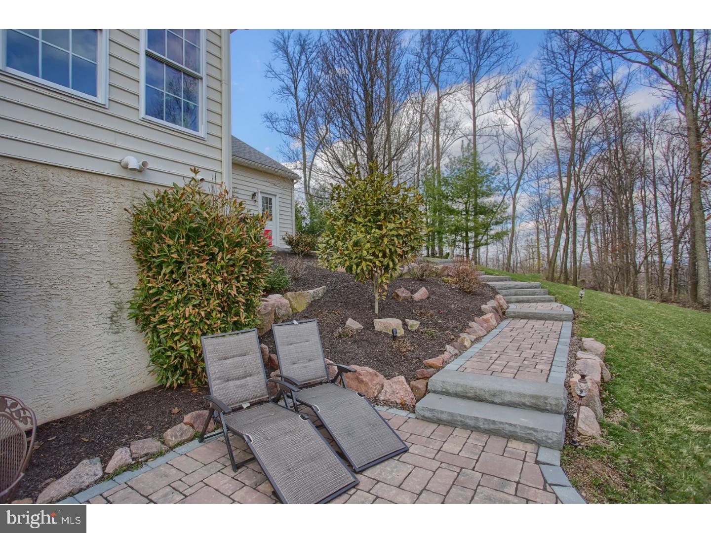 156 Overlook Road Morgantown, PA 19543 - Photo 21 of 24 Exterior Side
