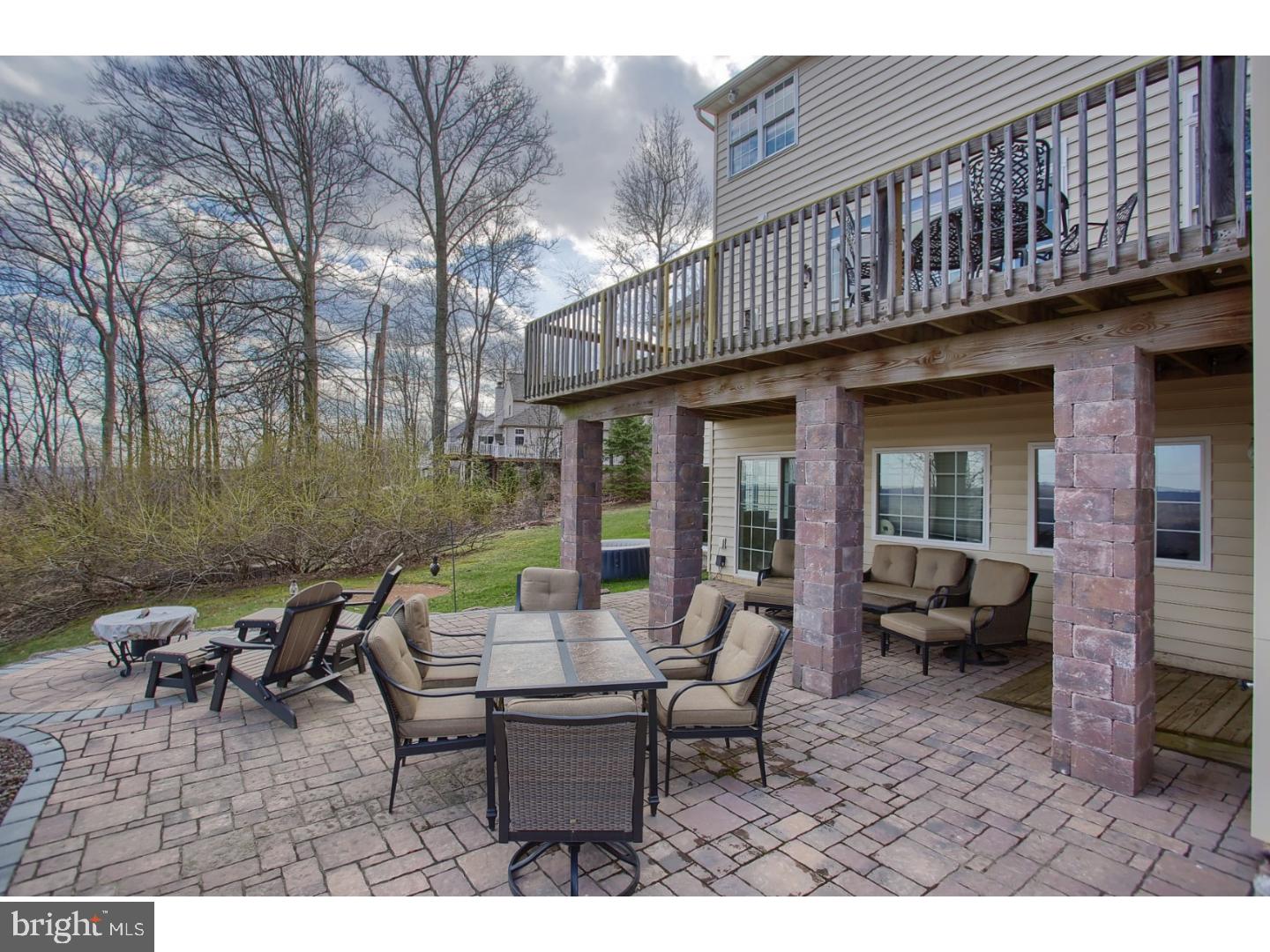 156 Overlook Road Morgantown, PA 19543 - Photo 22 of 24 Patio