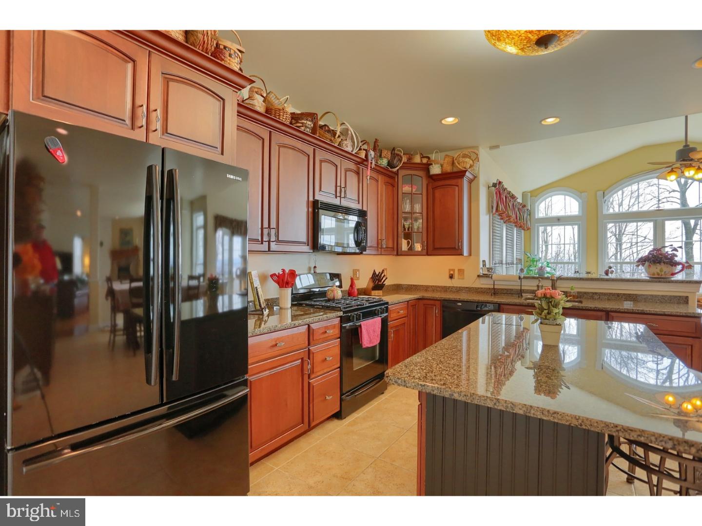 156 Overlook Road Morgantown, PA 19543 - Photo 7 of 24 Kitchen