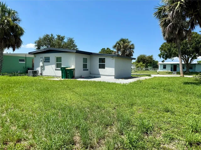 $1,500 | 3460 Normandy Drive, Port Charlotte, FL 33952