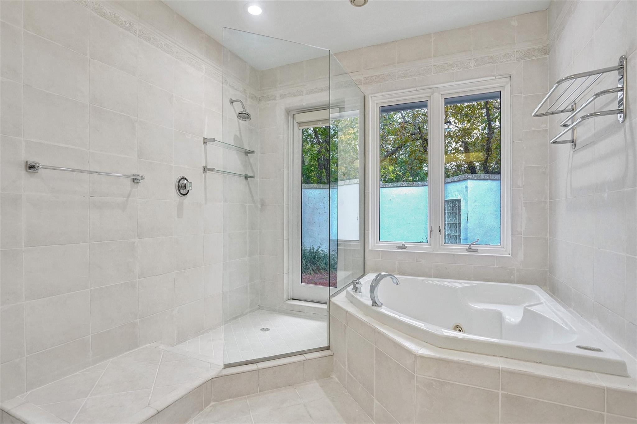4 Gatehouse Road Fort Lauderdale, FL 33308 - Photo 21 of 44 Photo 21