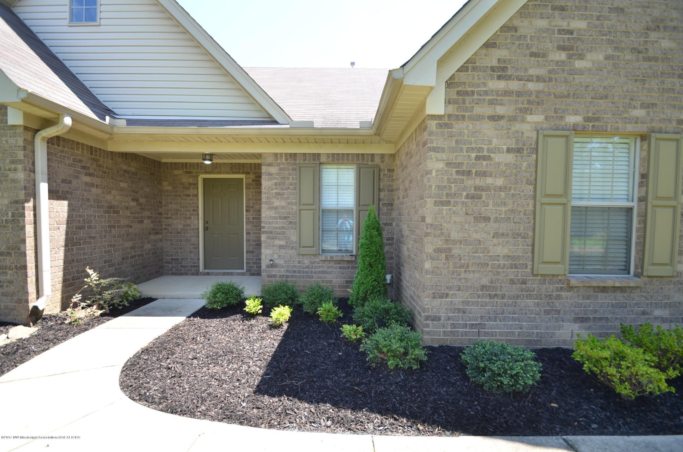 536 Malone Road South Hernando, MS 38632 - Photo 6 of 37 015a85c128c974665a2423baccd3432a1ae192e1