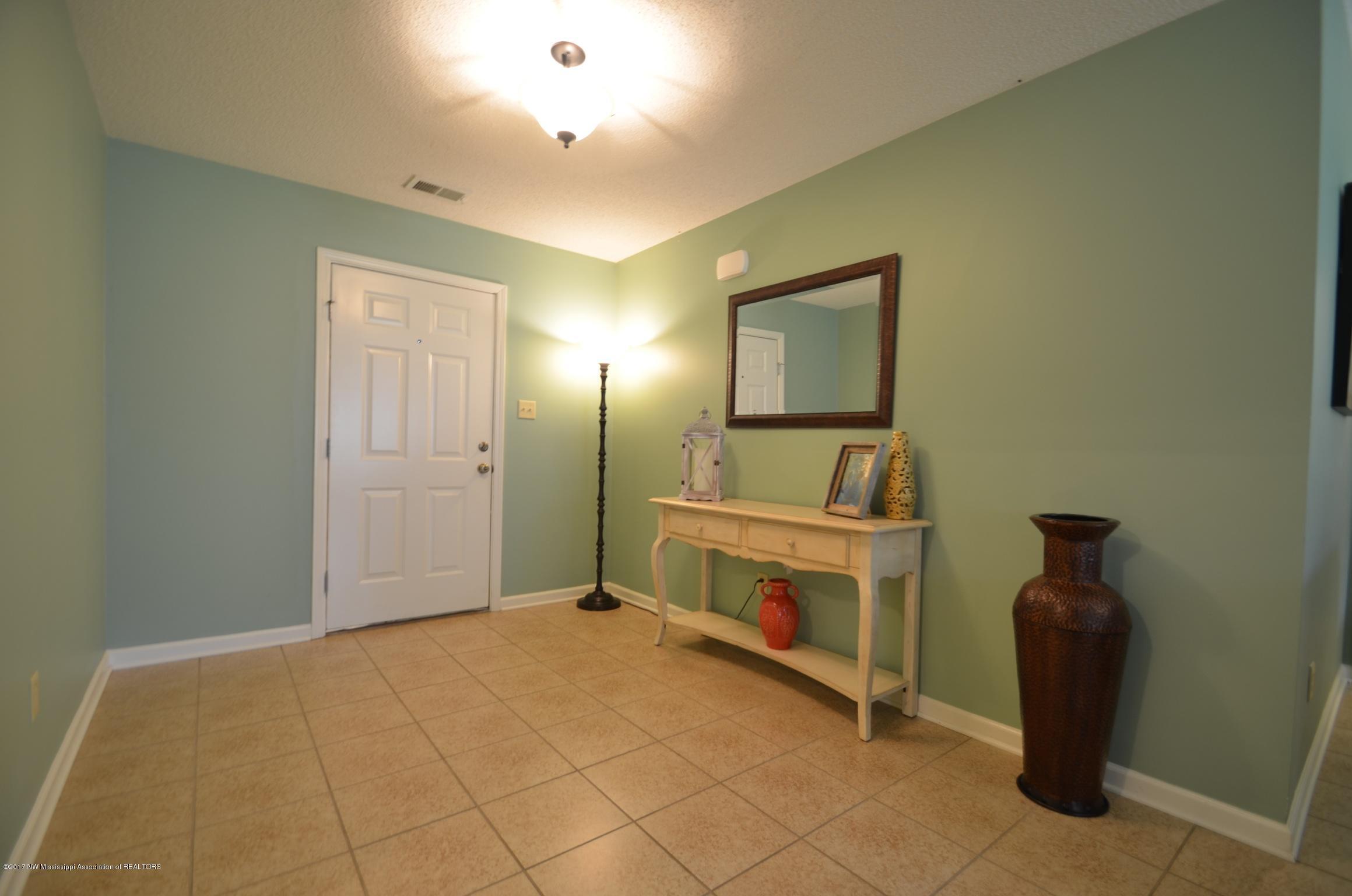 536 Malone Road South Hernando, MS 38632 - Photo 8 of 37 015ea245cd29018045f0e1f7e40610e1f538d896