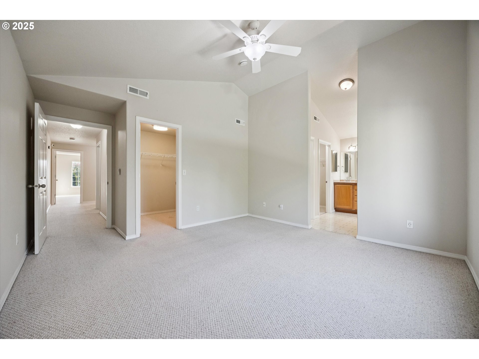 17723 Southwest Falling Leaf Court Beaverton, OR 97003 - Photo 20 of 37