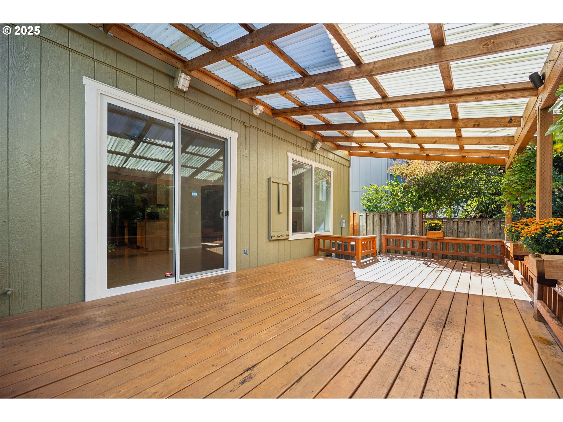 17723 Southwest Falling Leaf Court Beaverton, OR 97003 - Photo 33 of 37