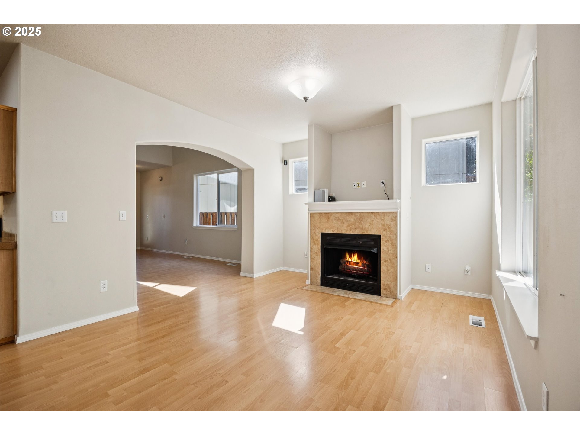 17723 Southwest Falling Leaf Court Beaverton, OR 97003 - Photo 8 of 37