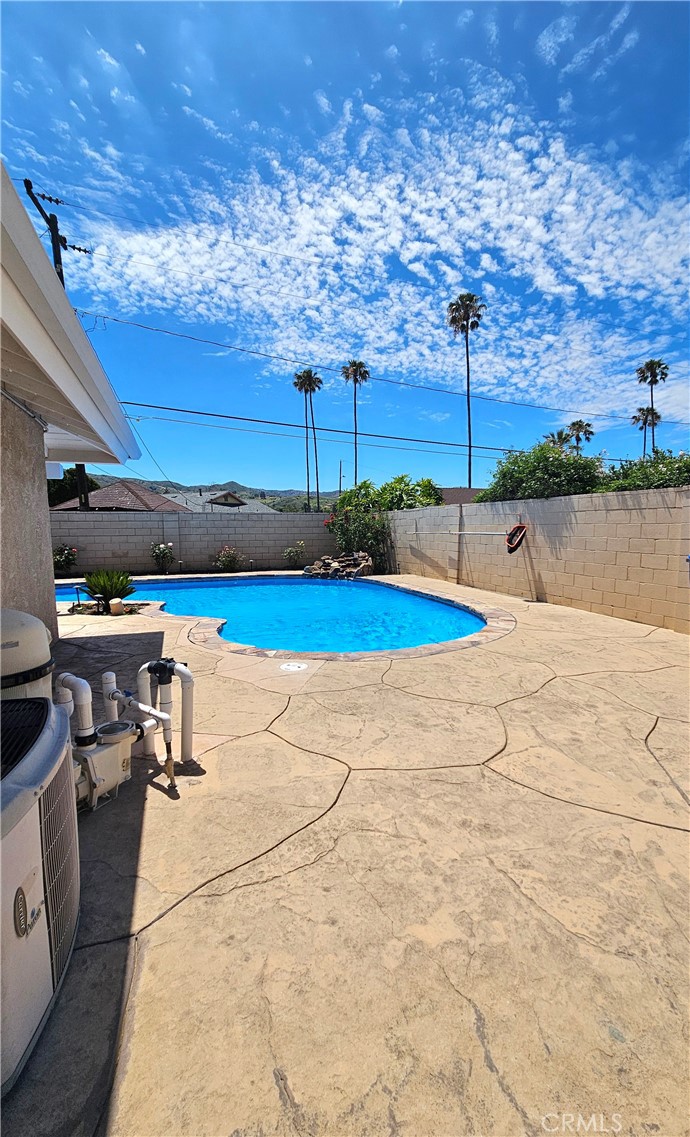 2092 Cutler Street Simi Valley, CA 93065 - Photo 20 of 34