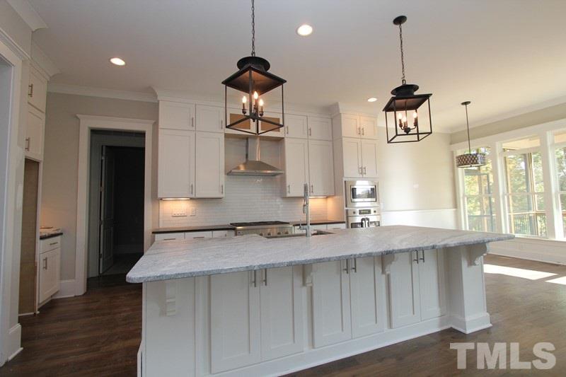 5008 Wainscott Way Raleigh, NC 27612 - Photo 2 of 24 Gallery Image 2