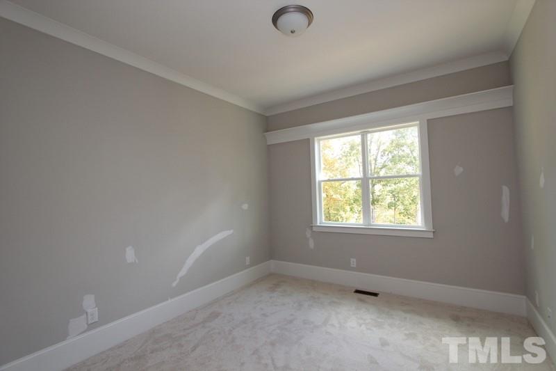 5008 Wainscott Way Raleigh, NC 27612 - Photo 14 of 24 Gallery Image 14