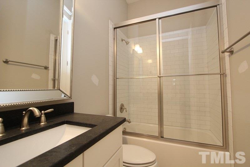 5008 Wainscott Way Raleigh, NC 27612 - Photo 15 of 24 Gallery Image 15