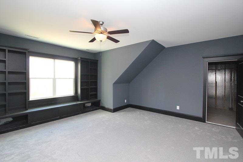 5008 Wainscott Way Raleigh, NC 27612 - Photo 16 of 24 Gallery Image 16