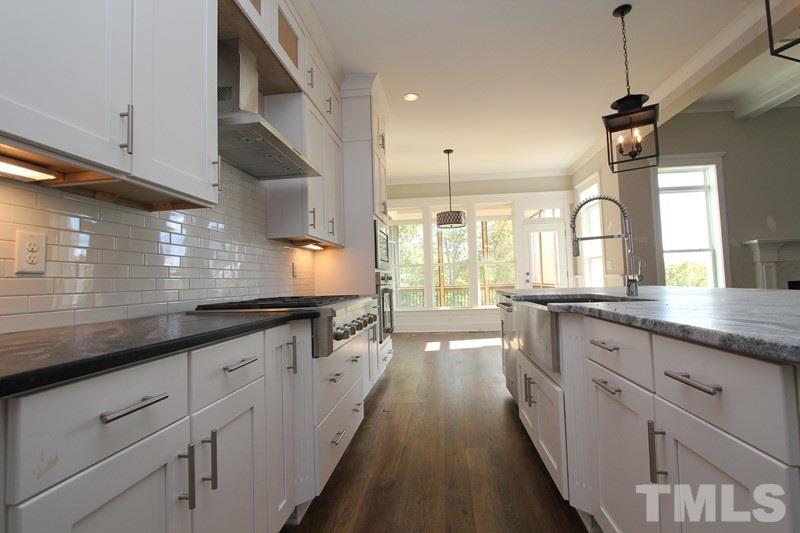 5008 Wainscott Way Raleigh, NC 27612 - Photo 4 of 24 Gallery Image 4