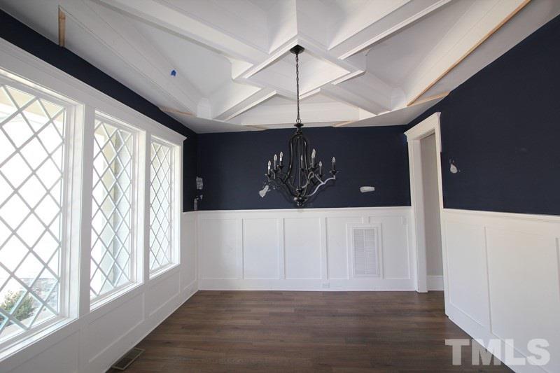 5008 Wainscott Way Raleigh, NC 27612 - Photo 5 of 24 Gallery Image 5