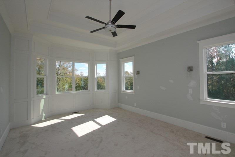 5008 Wainscott Way Raleigh, NC 27612 - Photo 9 of 24 Gallery Image 9