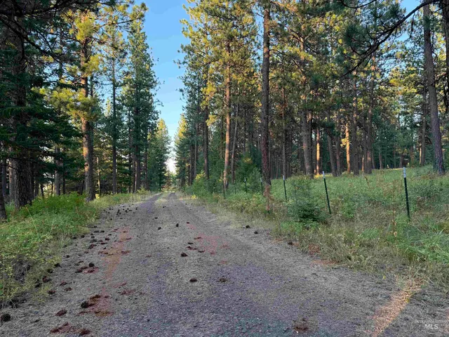 $106,000 | 36 Asotin Wa 99402, Moscow, ID 83843