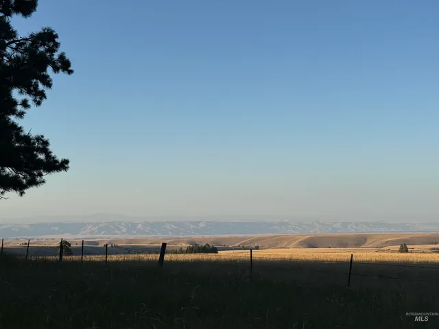 $106,000 | 36 Asotin Wa 99402, Moscow, ID 83843