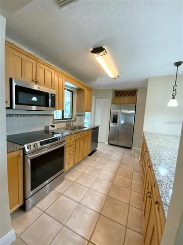 $2,250 | 10 Peyton Place, Palm Coast, FL 32164