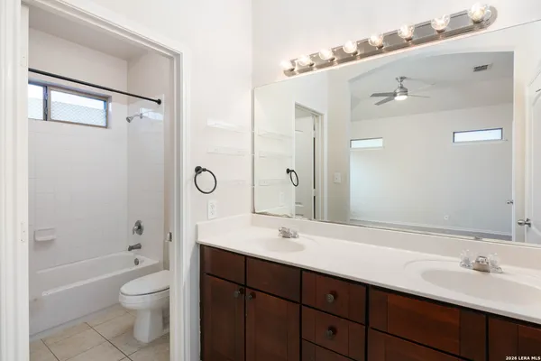 $2,000 | 21623 Dion Village, San Antonio, TX 78258