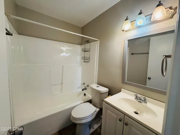 $1,775 | 3133 East 8th Street, Panama City, FL 32401