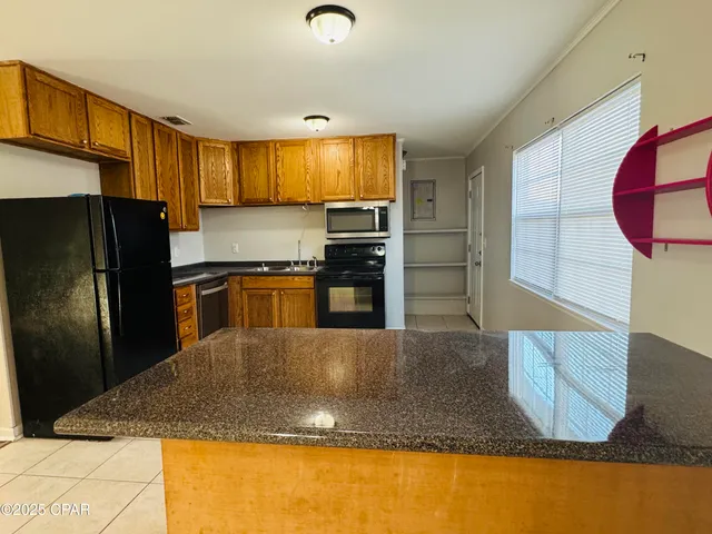 $1,675 | 3133 East 8th Street, Panama City, FL 32401