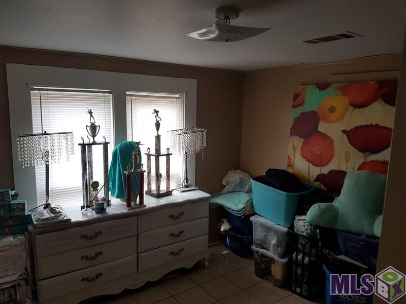 2433 68th Avenue Baton Rouge, LA 70807 - Photo 5 of 10 Gallery Image 5