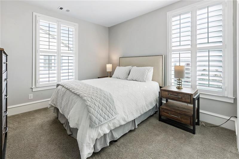 357 South Esplanade Alpharetta, GA 30009 - Photo 23 of 60