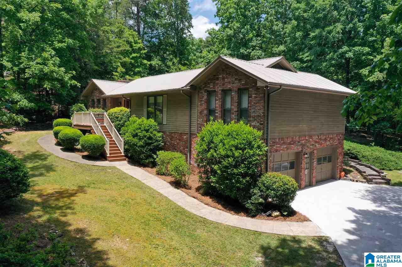 305 Miller Circle Pelham, AL 35124 - Photo 3 of 43