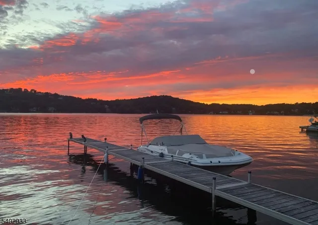 $1,499,900 | 96 East Shore Trail, Sparta, NJ 07871